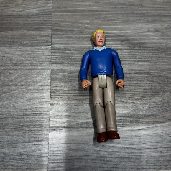 🚩 Toys R Us Dad / Man doll house Action Figure - Picture 1 of 5